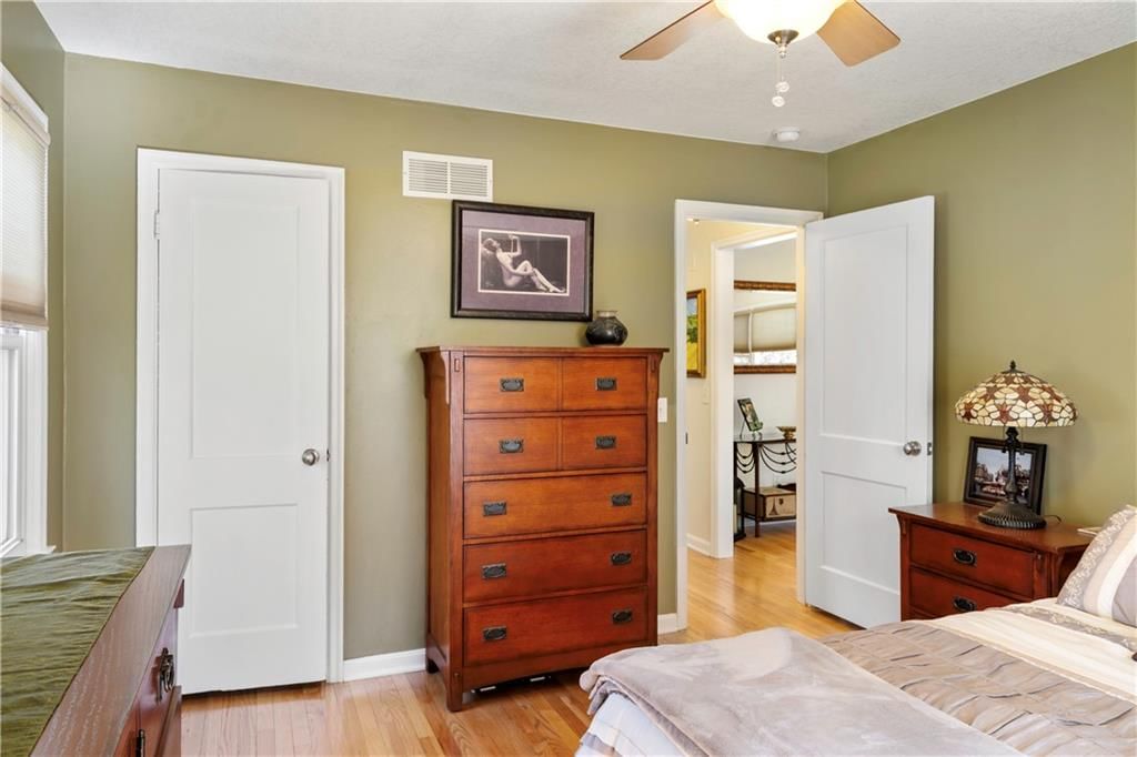 5400 Linden Street — photo 10