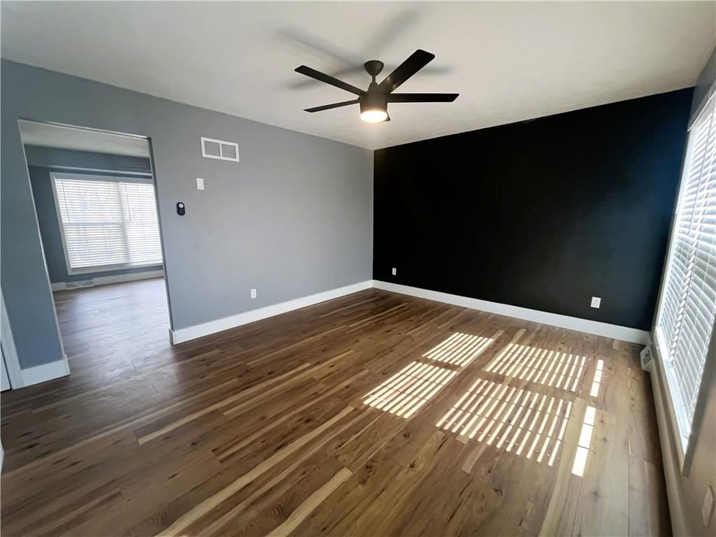 321 E Mason Street — photo 5