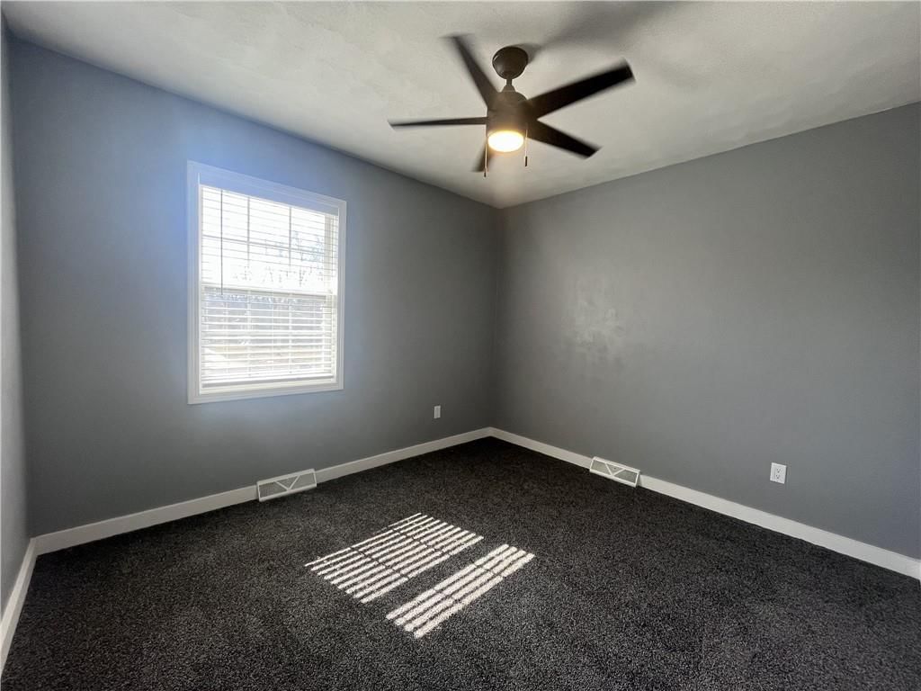 321 E Mason Street — photo 14