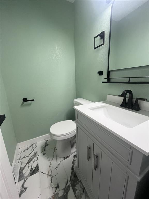 321 E Mason Street — photo 19