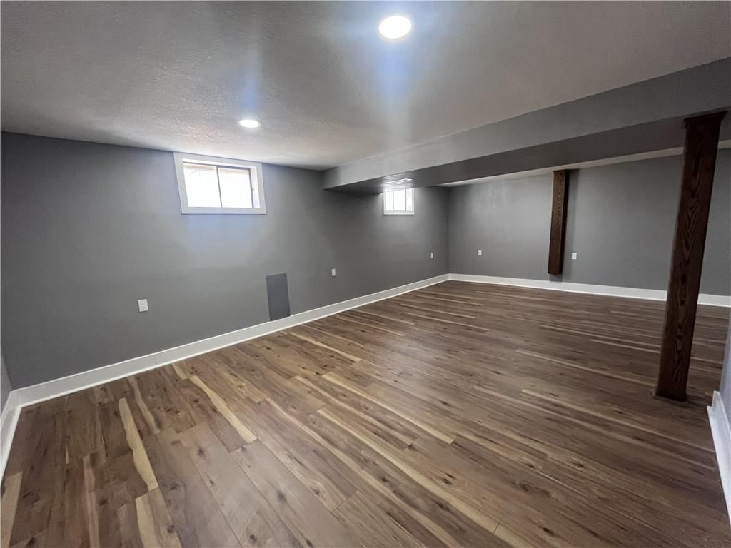 321 E Mason Street — photo 21