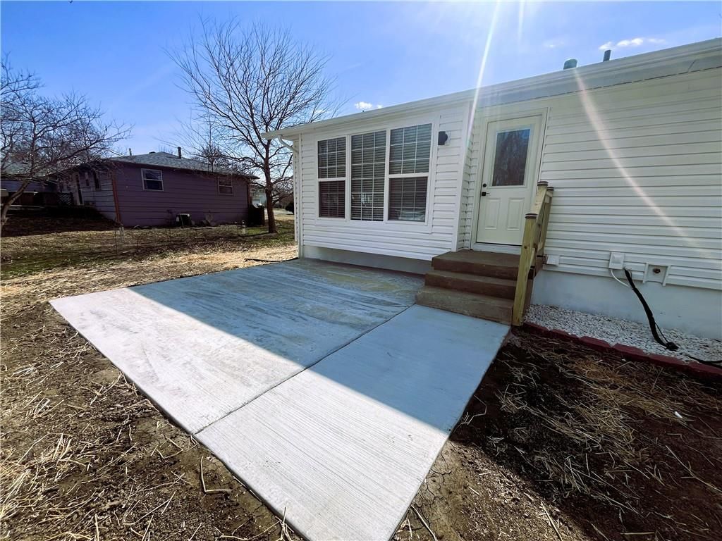 321 E Mason Street — photo 30