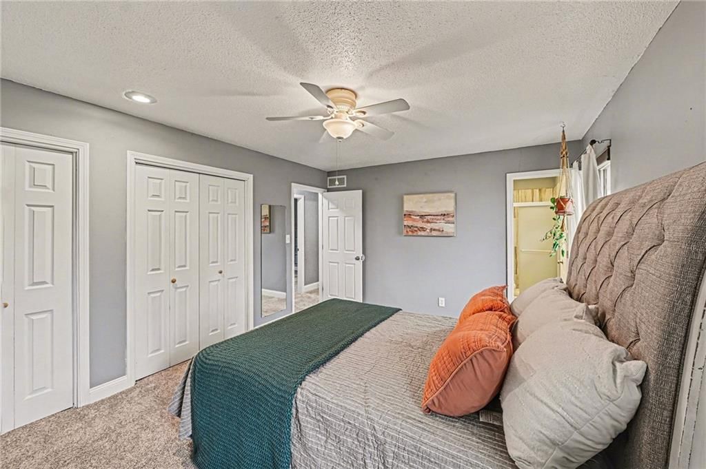 12513 Monroe Avenue — photo 17