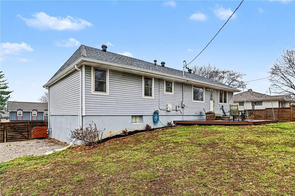 12513 Monroe Avenue — photo 29