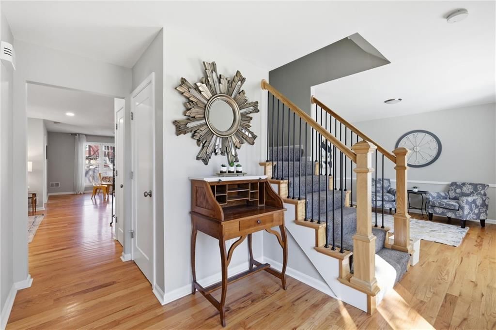 11612 W 100th Street — photo 3