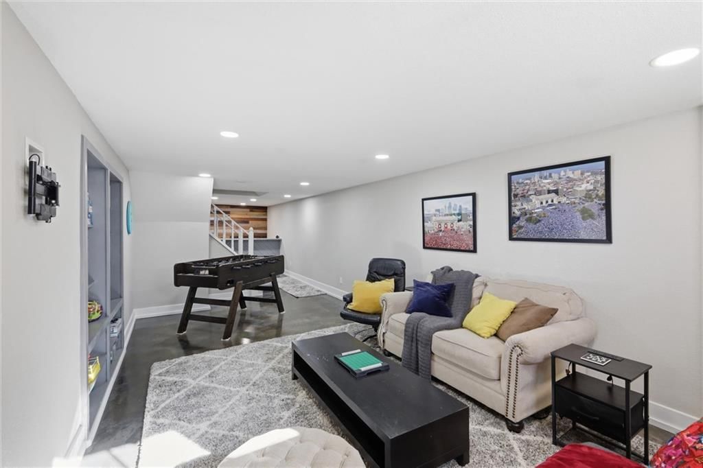 11612 W 100th Street — photo 42