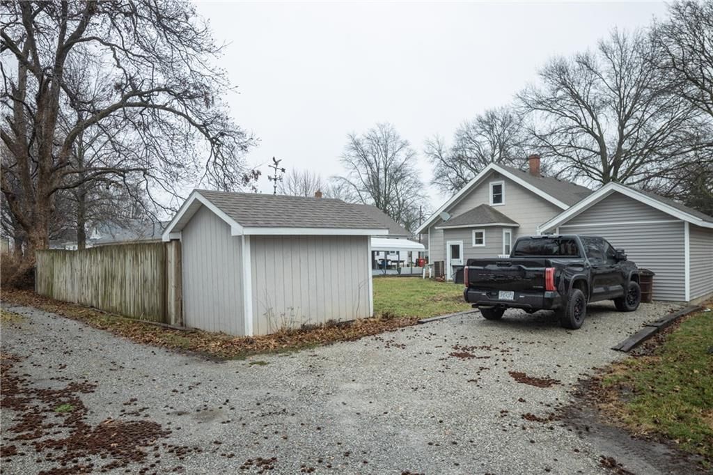 202 N Zeysing Road — photo 37
