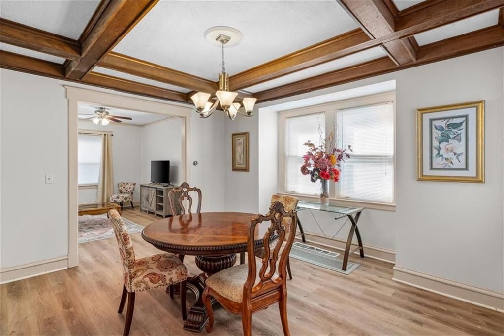 3210 Summit Street — photo 9