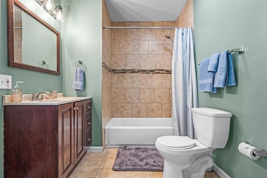 3210 Summit Street — photo 15