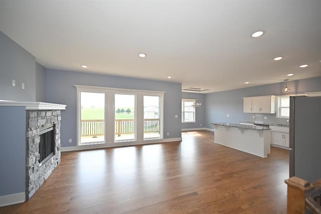 107 JOHNSON Circle — photo 11