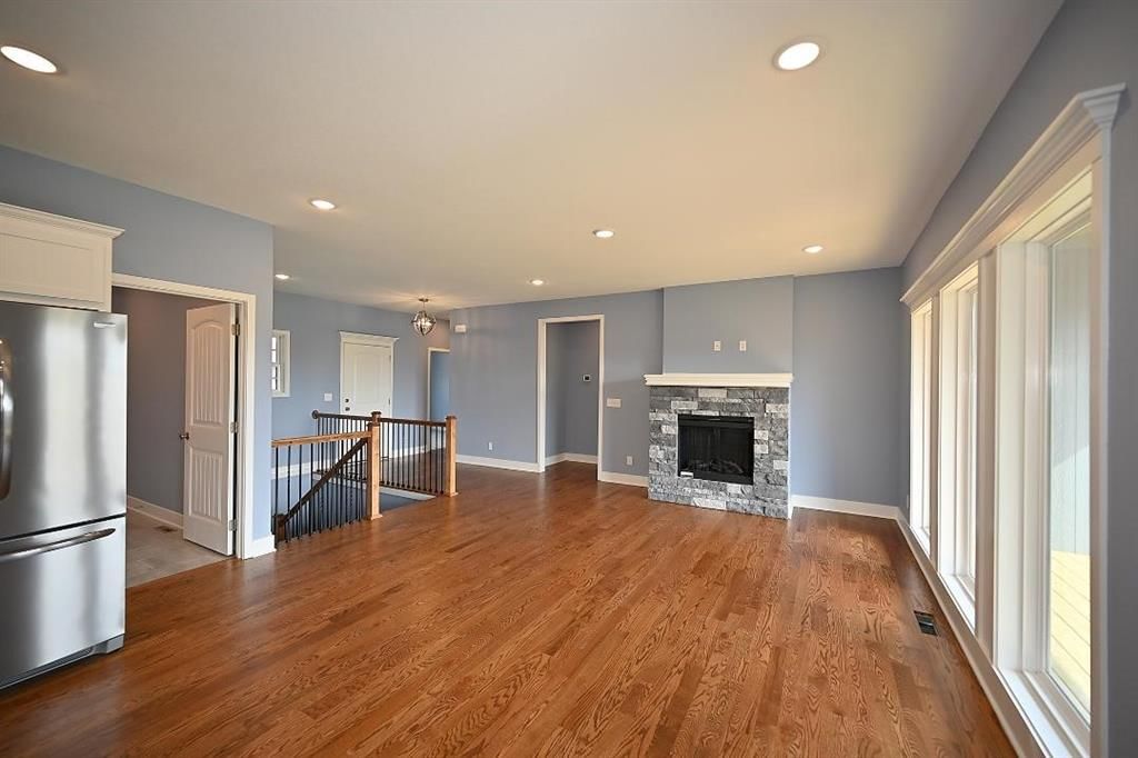107 JOHNSON Circle — photo 12