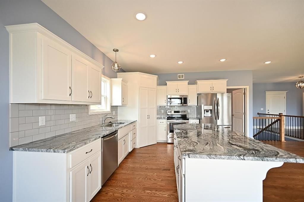 107 JOHNSON Circle — photo 17