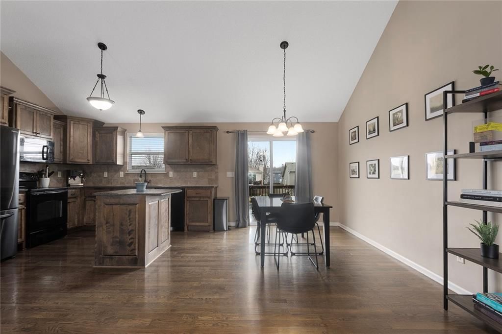 8611 NE 116th Street — photo 4