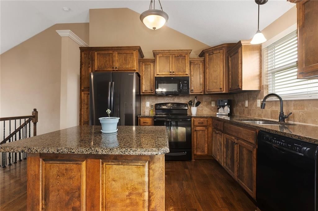 8611 NE 116th Street — photo 6