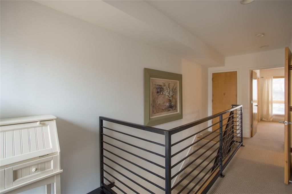2923 Gillham Road — photo 32