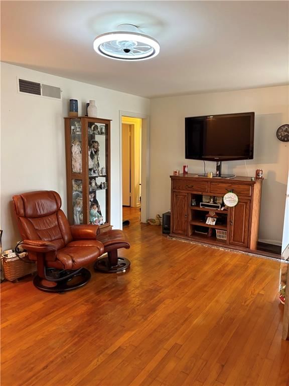 1404 NE 67th Terrace — photo 5