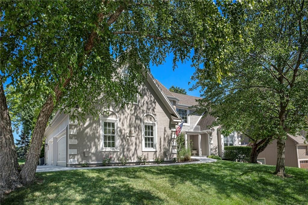 6735 NW Monticello Terrace — photo 2