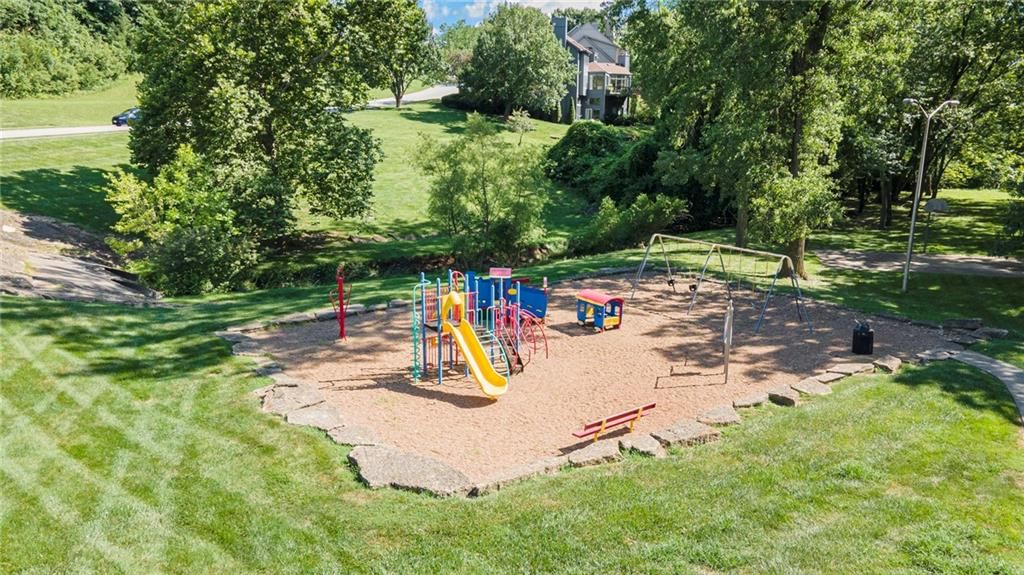 6735 NW Monticello Terrace — photo 37