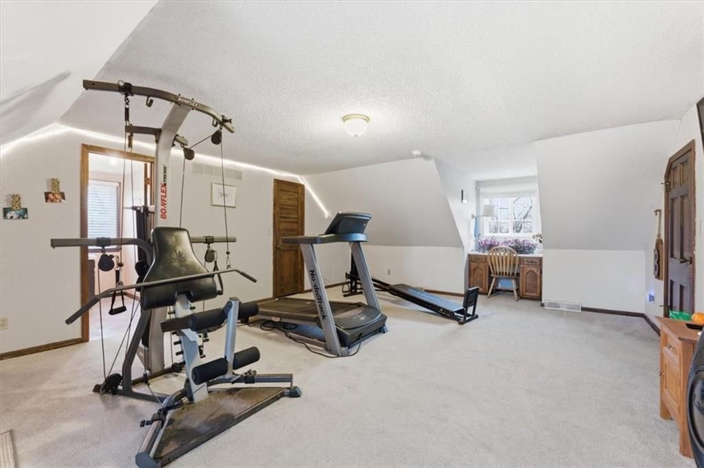 600 W Buena Vista Drive — photo 32