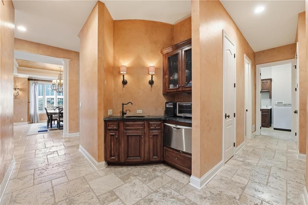 7060 N National Drive — photo 23