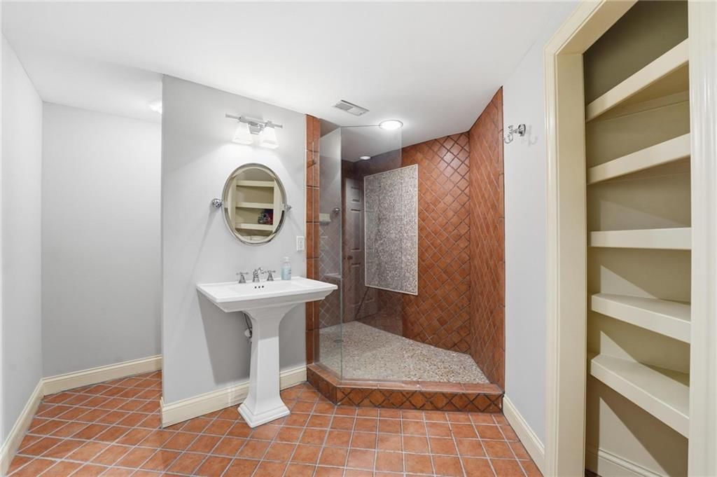 7060 N National Drive — photo 48