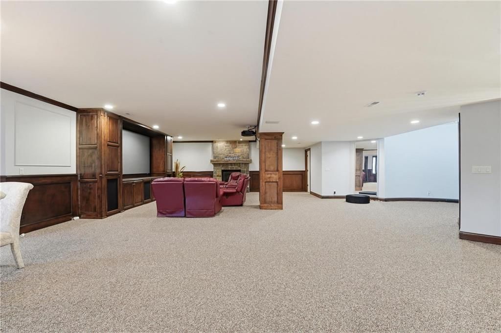 7060 N National Drive — photo 52