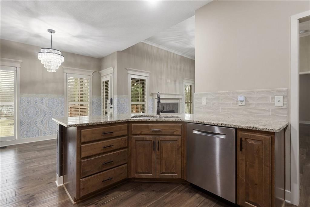 303 NE 102nd Street — photo 10