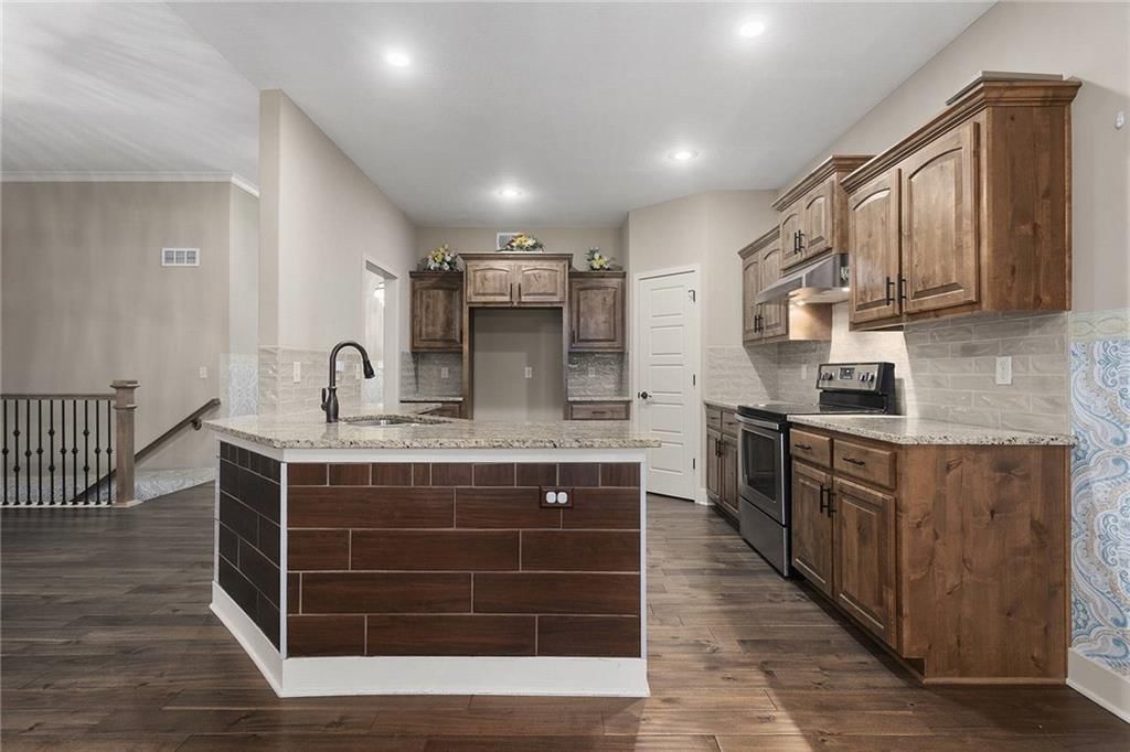 303 NE 102nd Street — photo 12