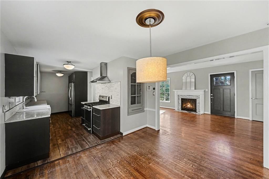 210 E Winthrope Road — photo 12