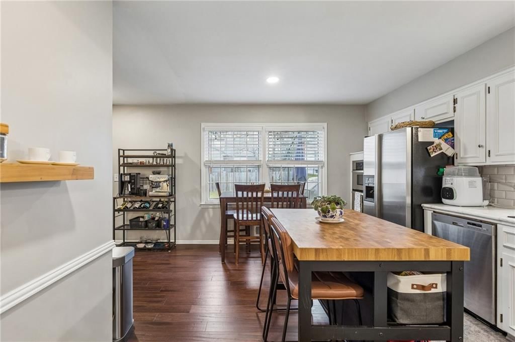 10242 Reeder Street — photo 16