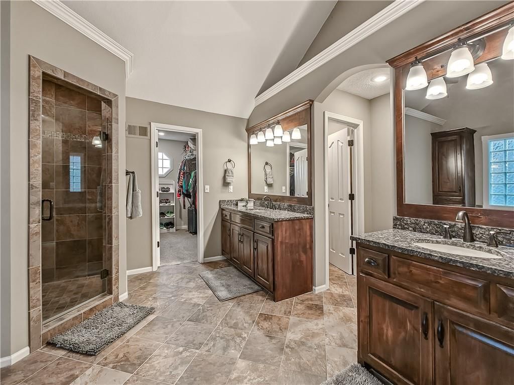 6503 W 150th Street — photo 16