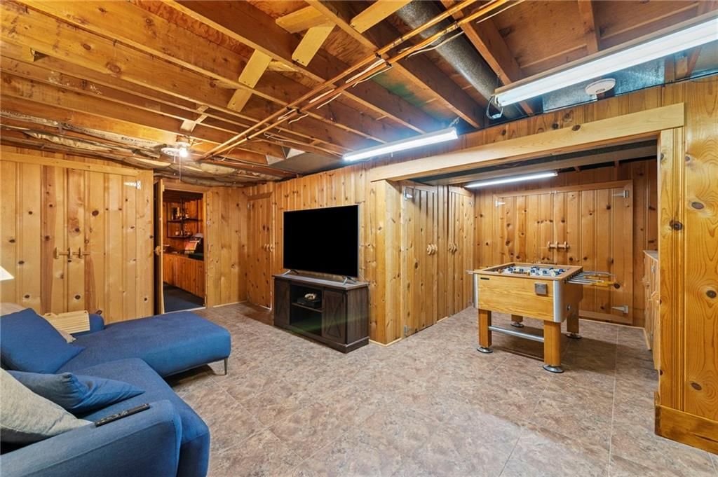 9005 Grandview Drive — photo 27