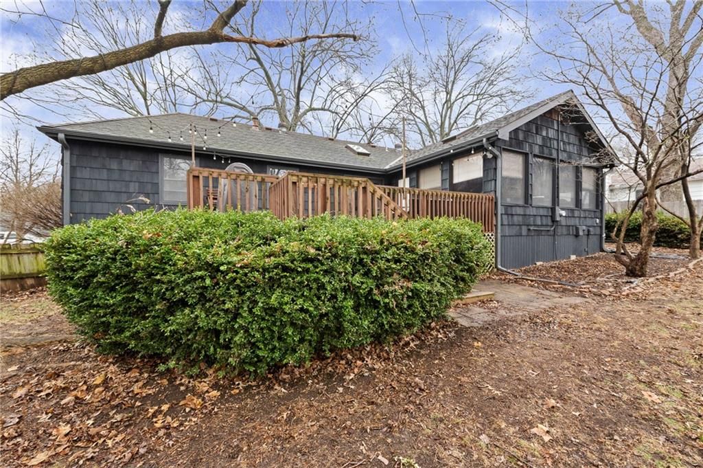 9005 Grandview Drive — photo 33