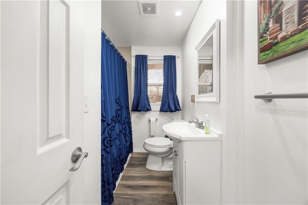 111 Northpark Boulevard — photo 15