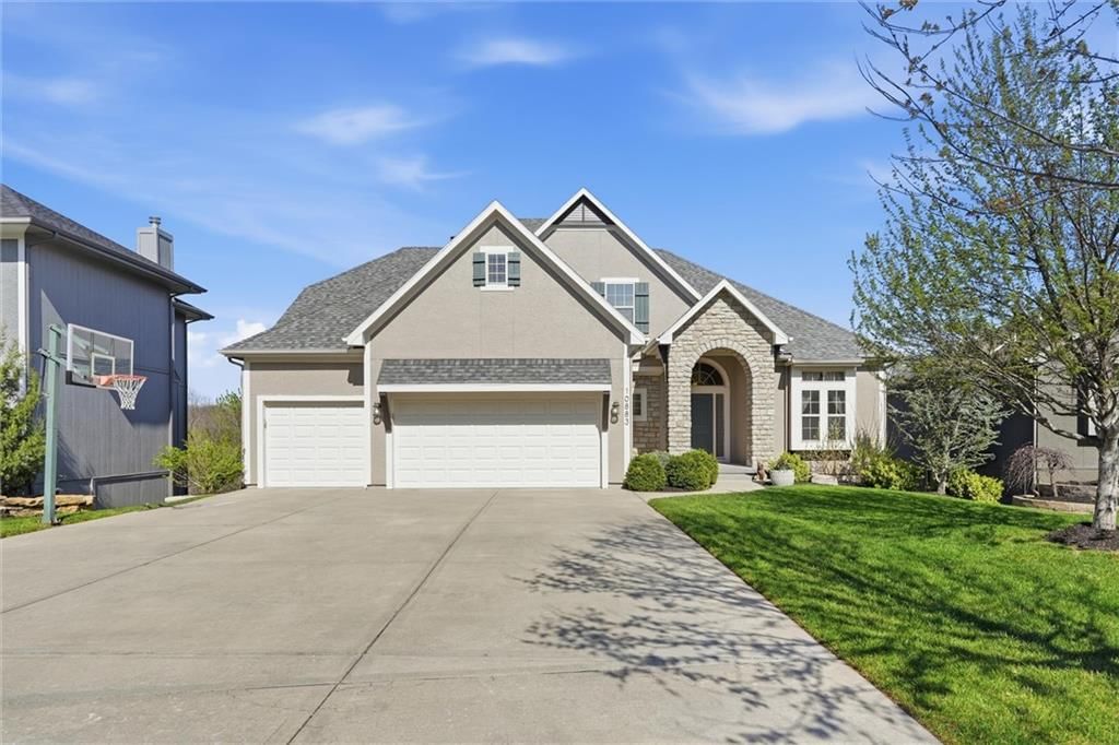10883 S Barth Road, Olathe, KS