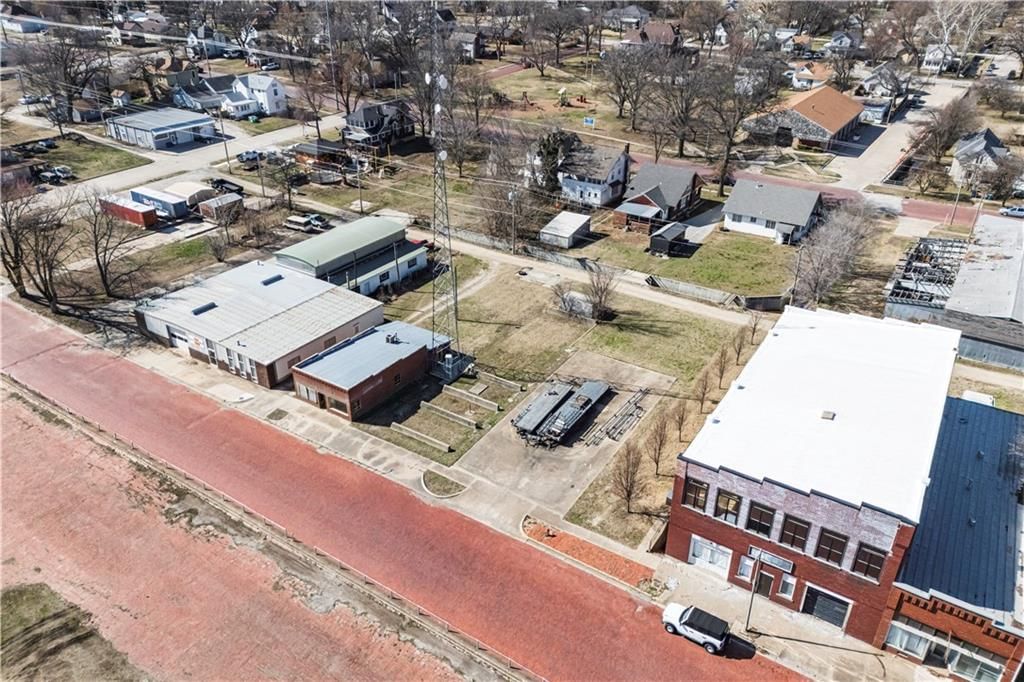 117 S Grant Avenue — photo 21