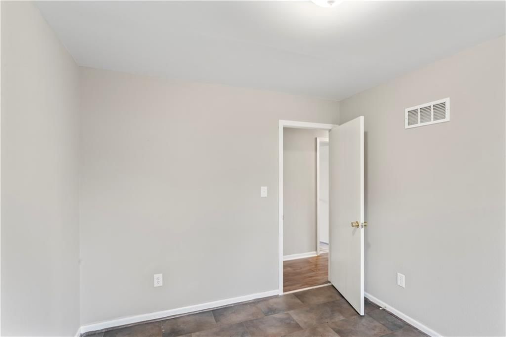 1422 N Blue Mills Road — photo 25