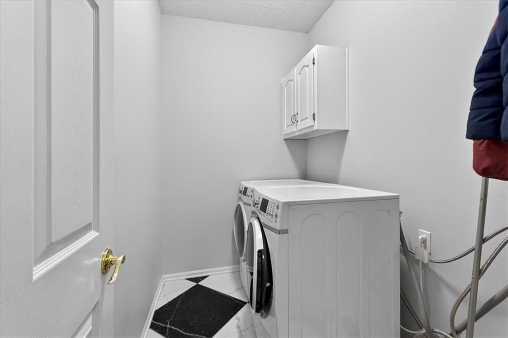 14900 Hayes Street — photo 16