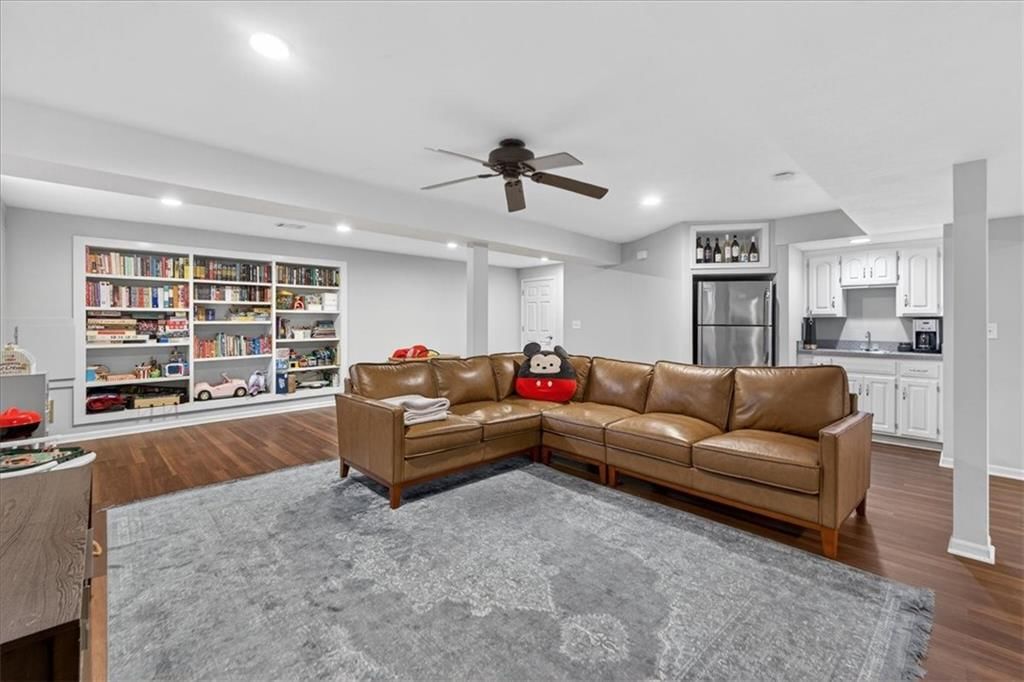 14900 Hayes Street — photo 33