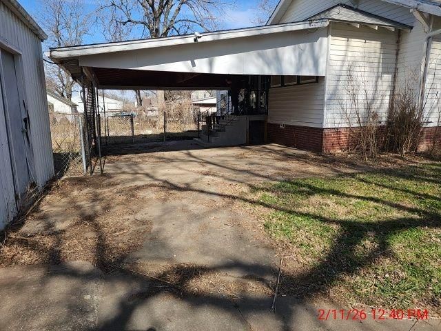 417 N Main Street — photo 2