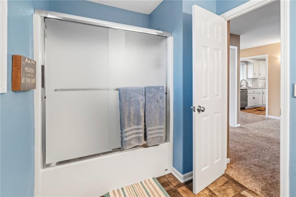 606 Lake Viking Terrace — photo 35