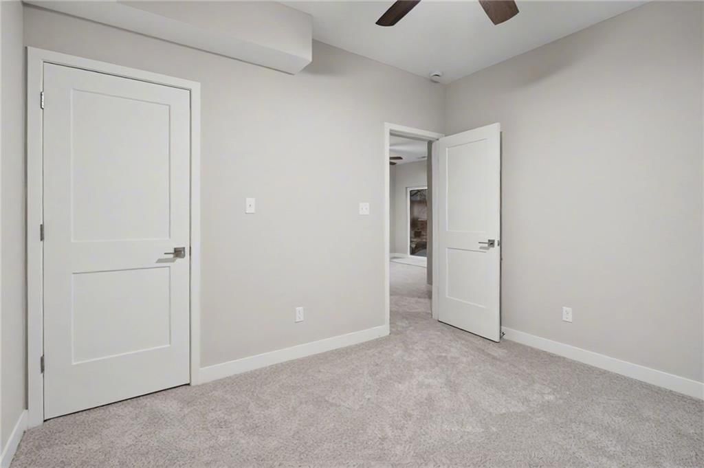 1232 Walnut Street — photo 13
