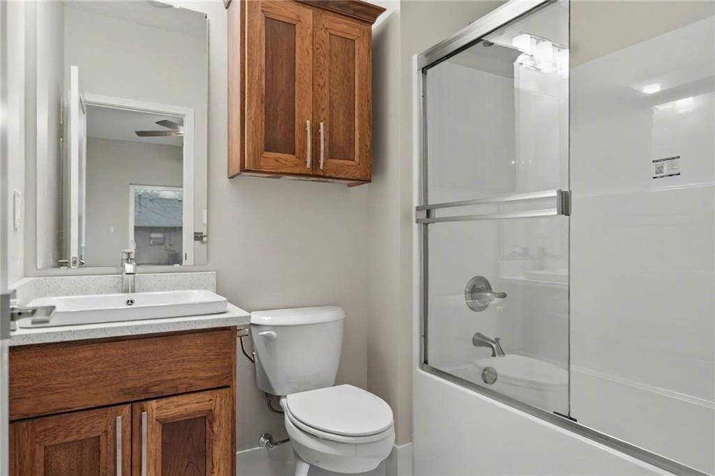 1232 Walnut Street — photo 14