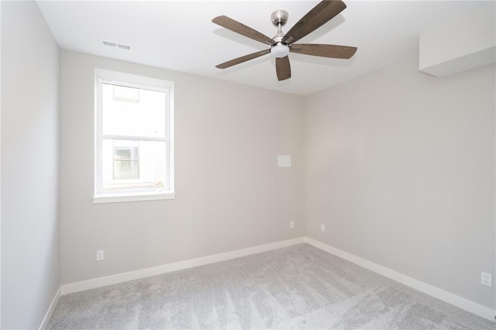 1232 Walnut Street — photo 39