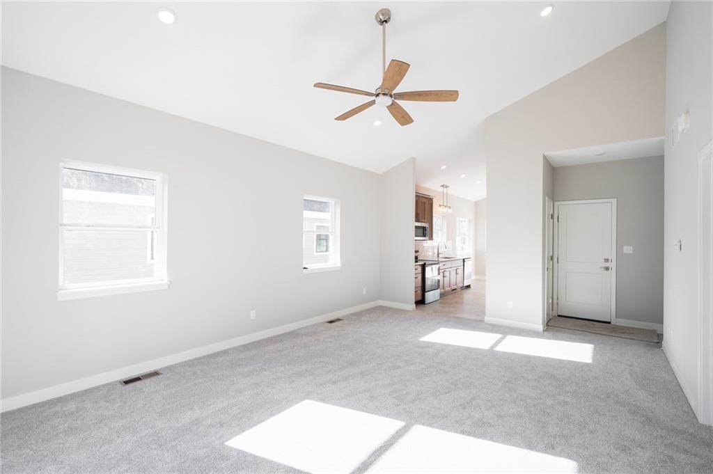1232 Walnut Street — photo 40