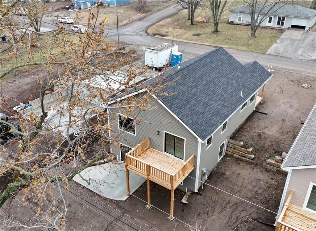 1232 Walnut Street — photo 52