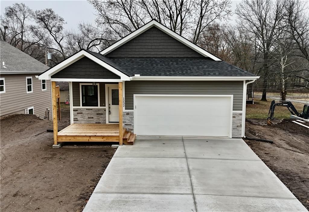 1232 Walnut Street — photo 61