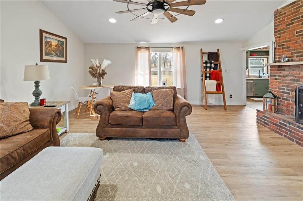 4931 NW Caldwell Road — photo 9