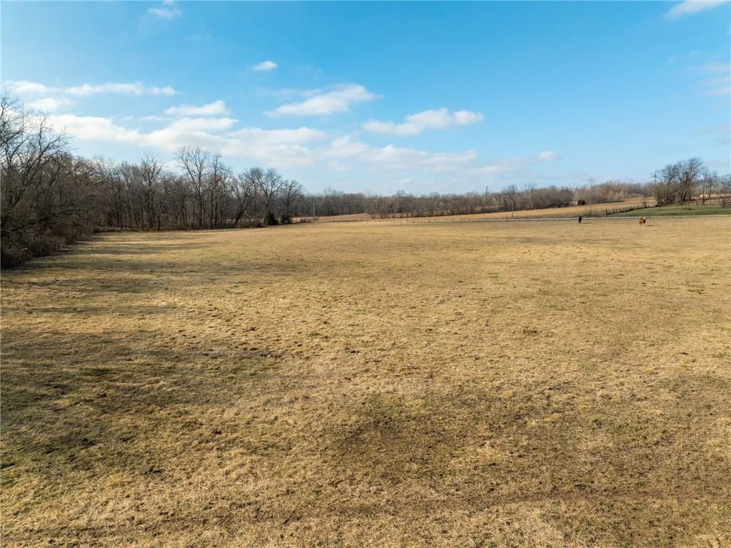 4931 NW Caldwell Road — photo 32
