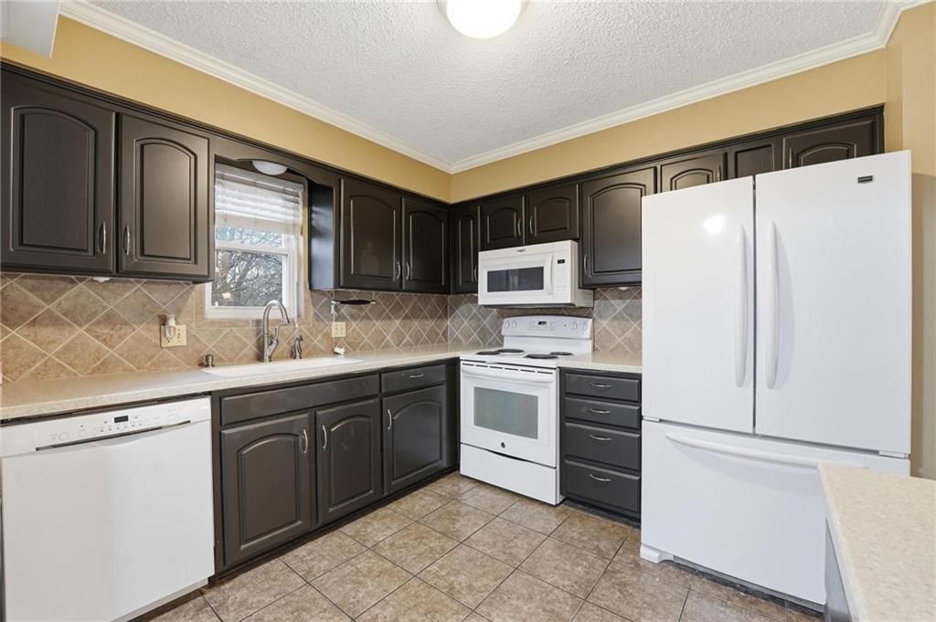 613 Philip Street — photo 9